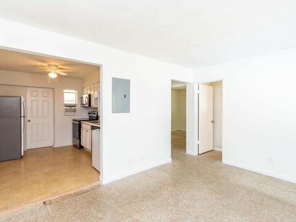 4230 Ne 1st Terrace - Photo 1