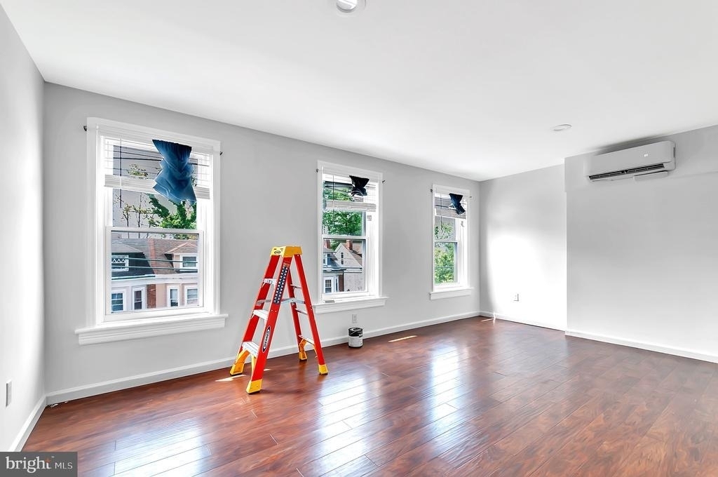 442 W Hanover Street - Photo 14