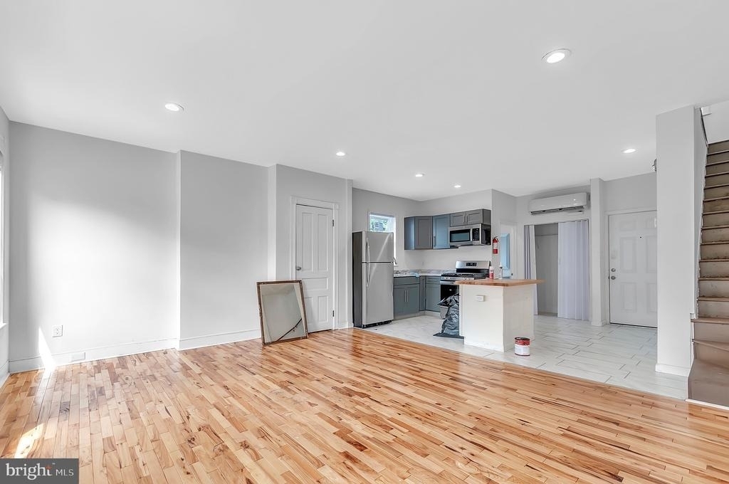 442 W Hanover Street - Photo 7