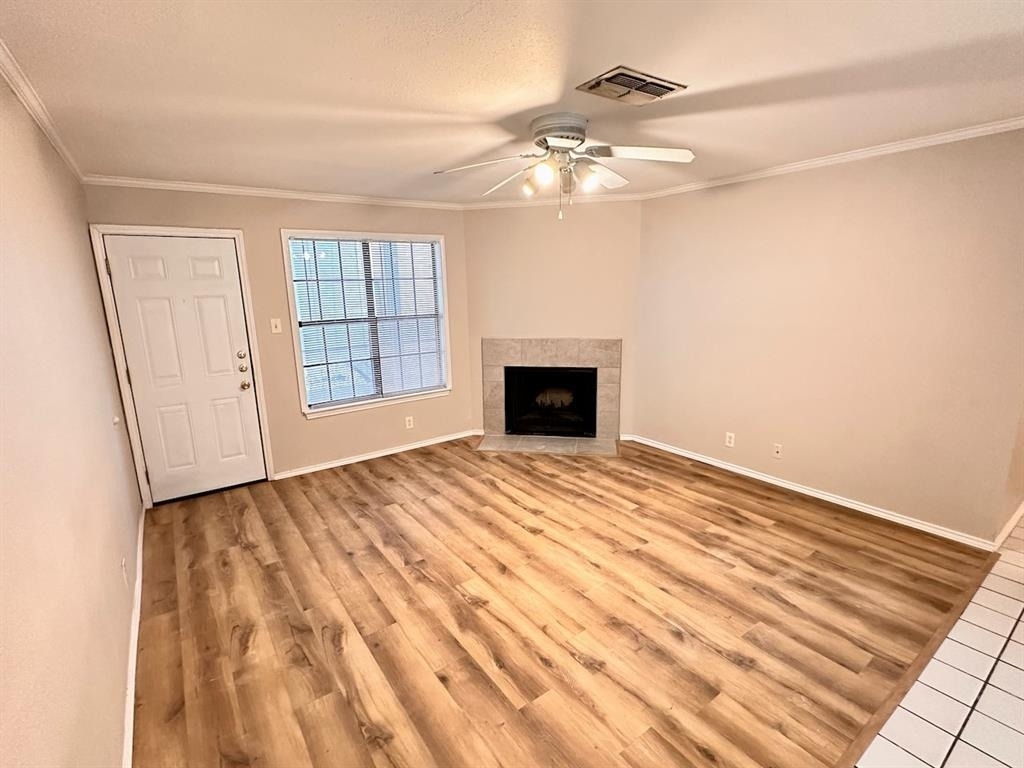 2215 Post Rd - Photo 2