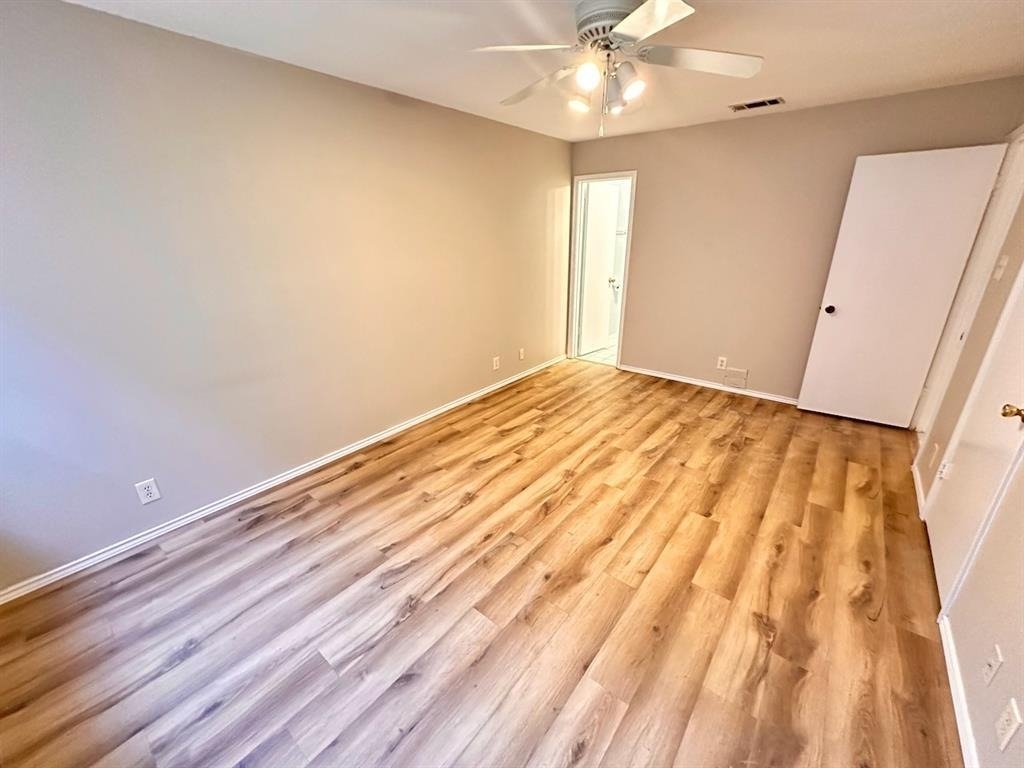 2215 Post Rd - Photo 10