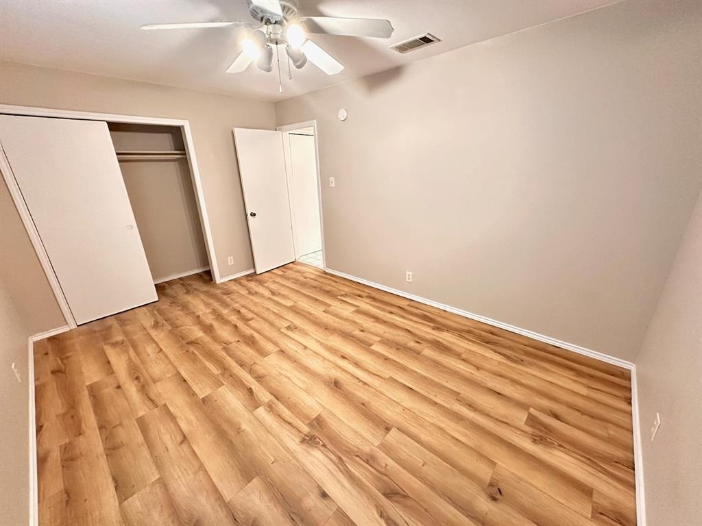 2215 Post Rd - Photo 14