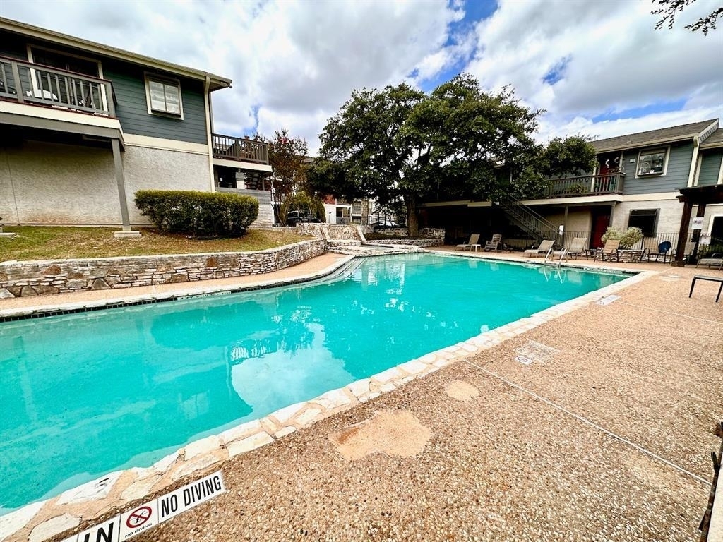 2215 Post Rd - Photo 21
