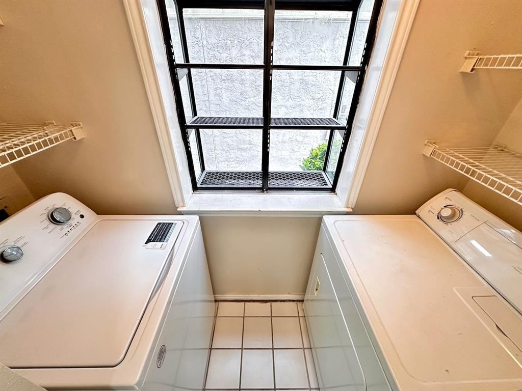 2215 Post Rd - Photo 8