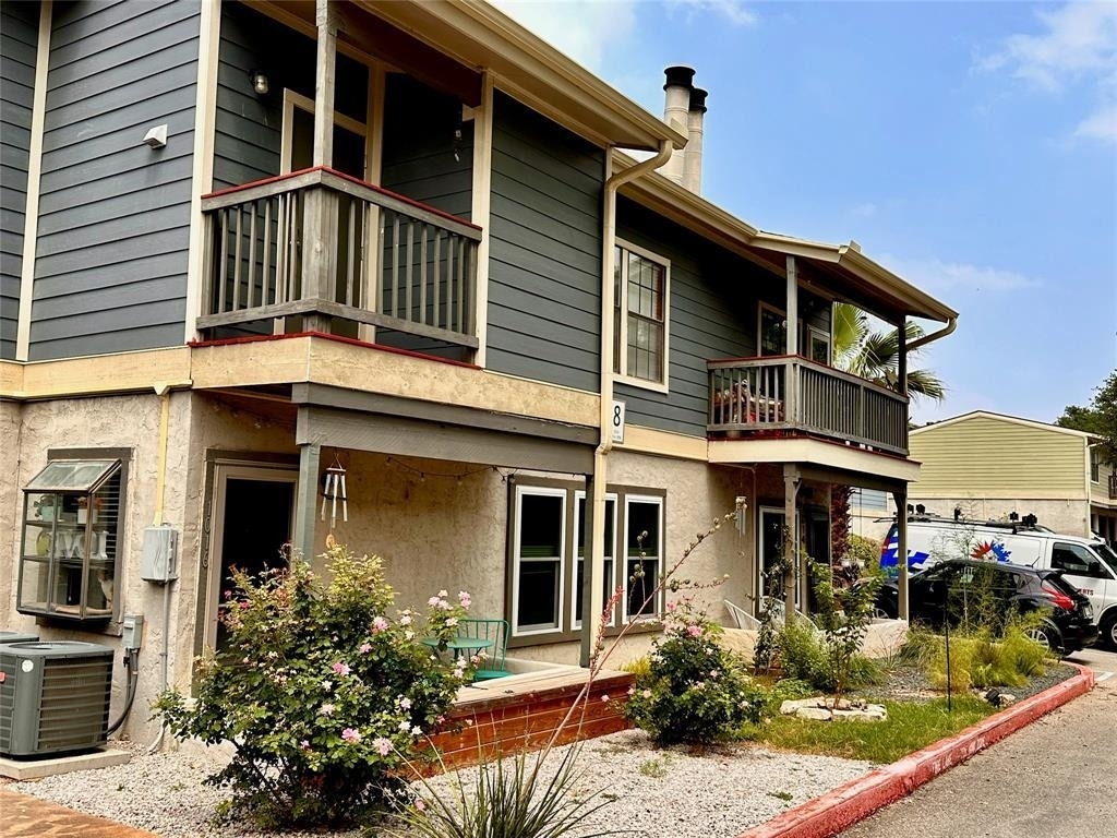 2215 Post Rd - Photo 19