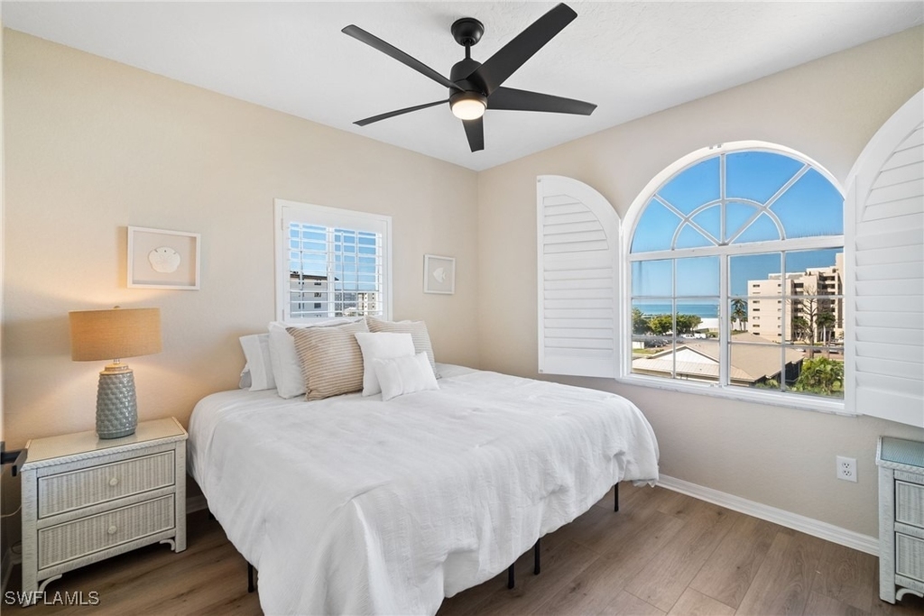 22748 Island Pines Way - Photo 25