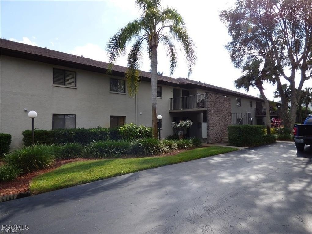 10 Beth Stacey Boulevard - Photo 0
