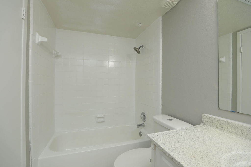 2100 Wilcrest Drive - Photo 27