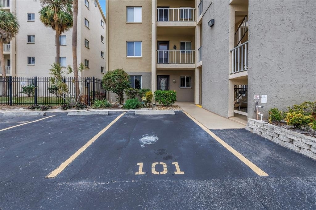 3500 Lake Bayshore Drive - Photo 3