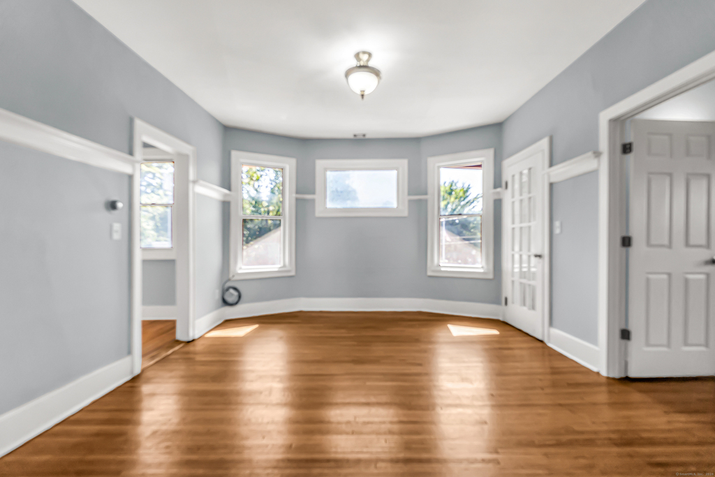 2679 Fairfield Avenue - Photo 4