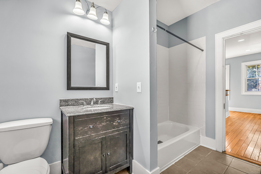 2679 Fairfield Avenue - Photo 5
