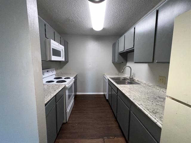 219 Fry Street - Photo 10