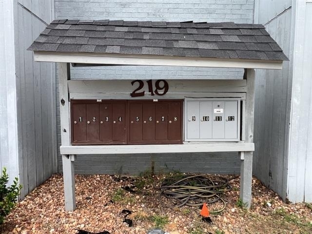 219 Fry Street - Photo 2