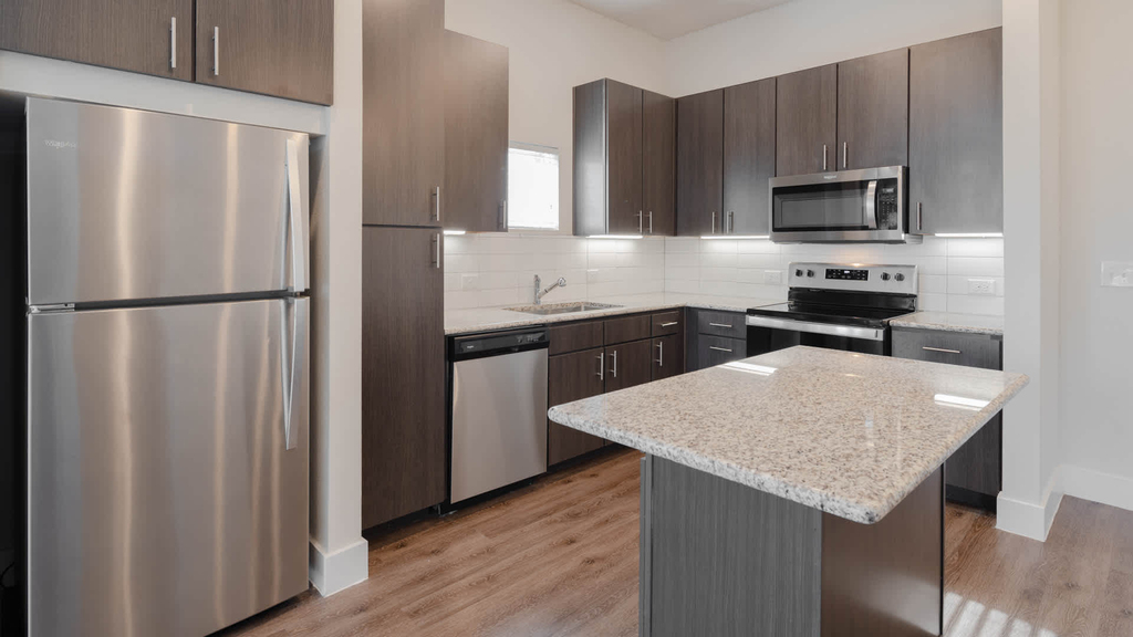 601 W St Johns Ave - Photo 2