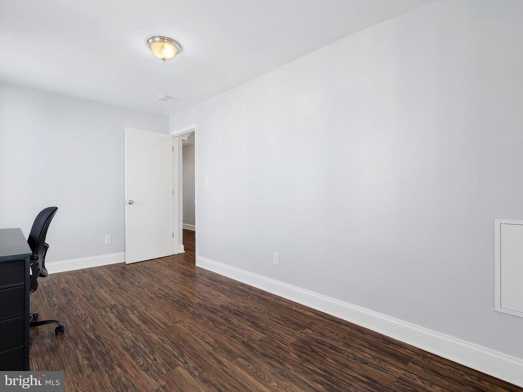 1713 E Lafayette Avenue - Photo 19