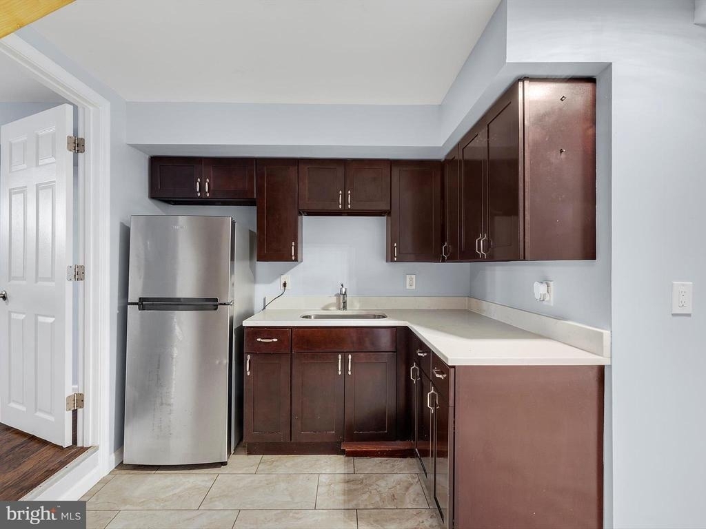 1713 E Lafayette Avenue - Photo 23