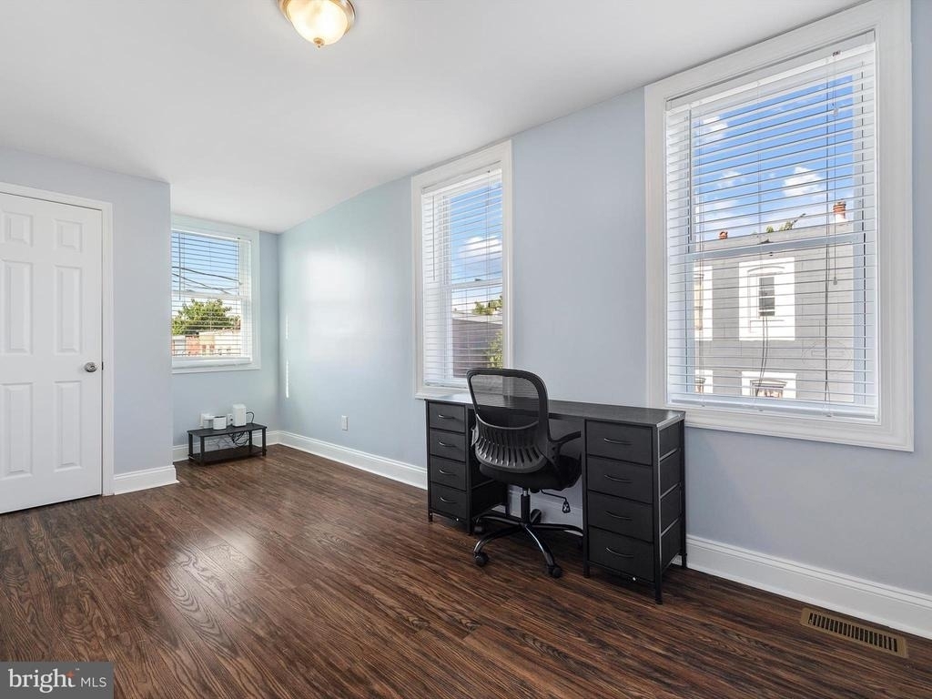 1713 E Lafayette Avenue - Photo 18