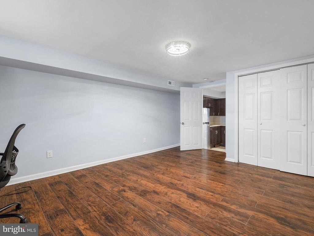 1713 E Lafayette Avenue - Photo 22
