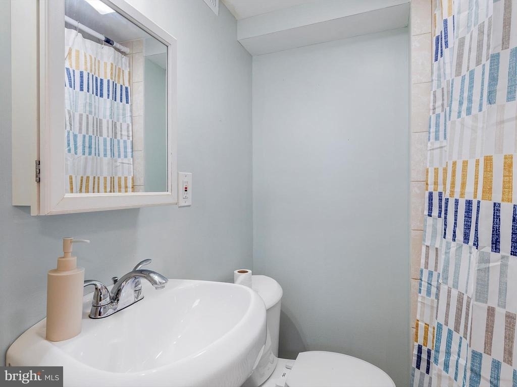1713 E Lafayette Avenue - Photo 25