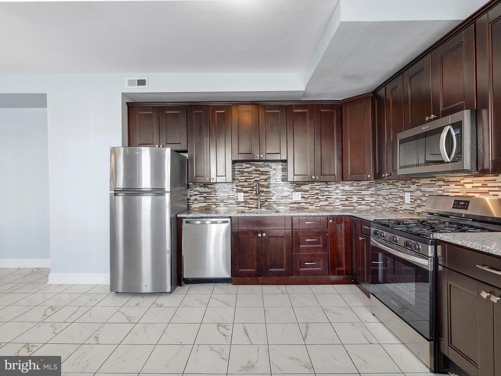 1713 E Lafayette Avenue - Photo 8