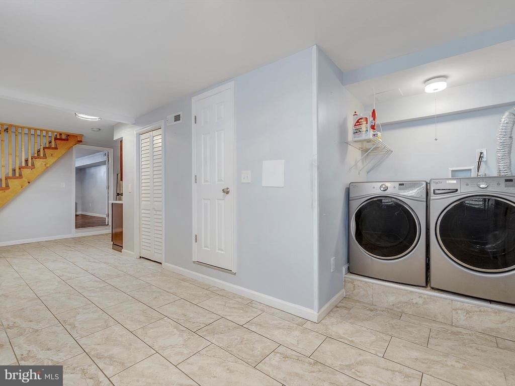 1713 E Lafayette Avenue - Photo 26