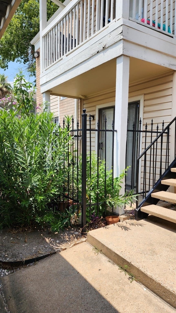 2750 Holly Hall Street - Photo 5