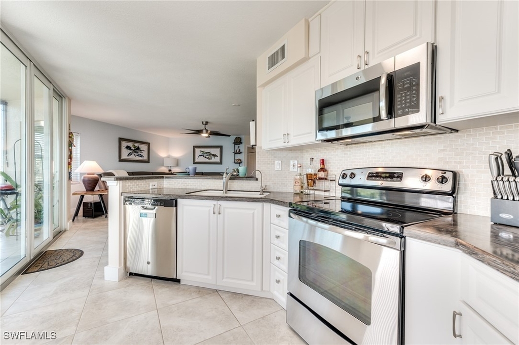 4895 Bonita Beach Road - Photo 5