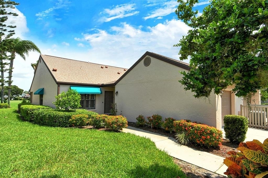 6041 Clubside Drive - Photo 3