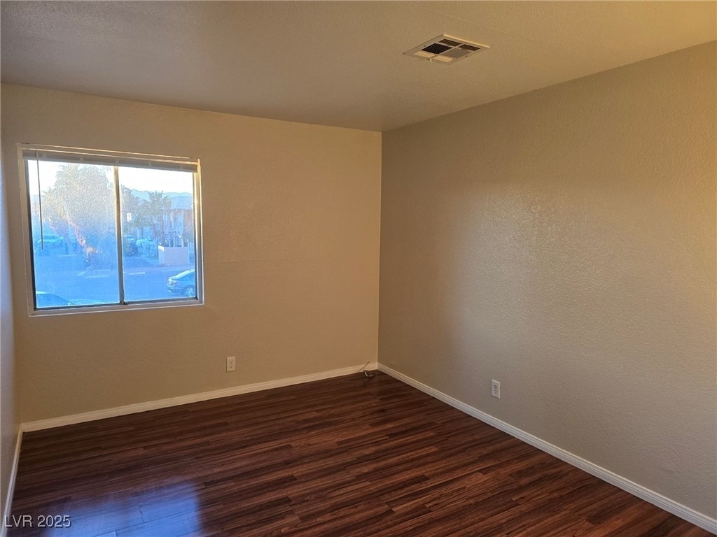 1724 Breckenwood Court - Photo 8
