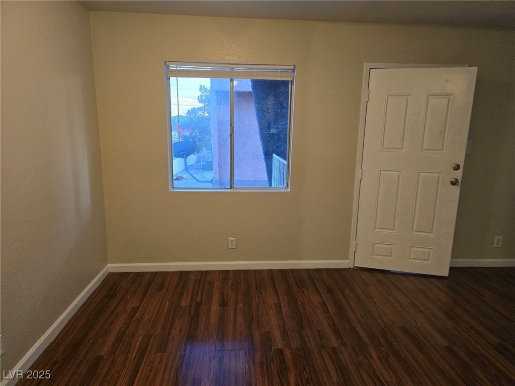1724 Breckenwood Court - Photo 14