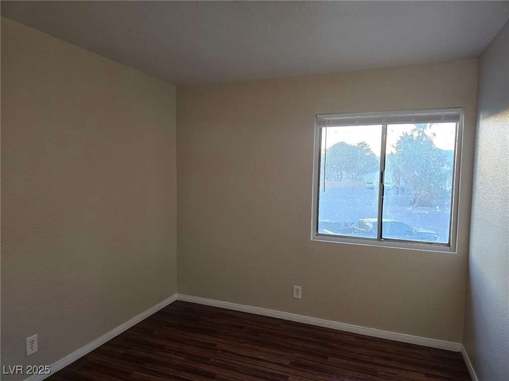 1724 Breckenwood Court - Photo 10