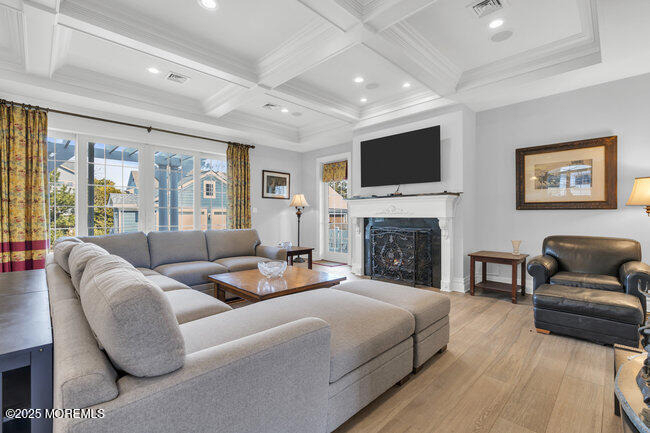 308 Pennsylvania Avenue - Photo 11