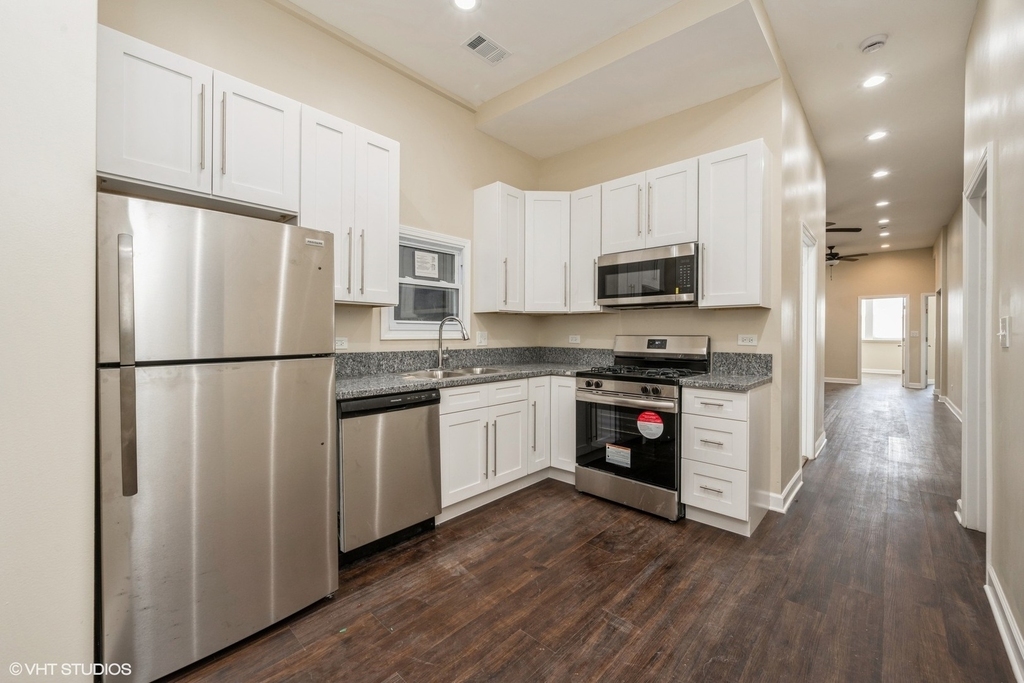 5026 W Madison Street - Photo 16