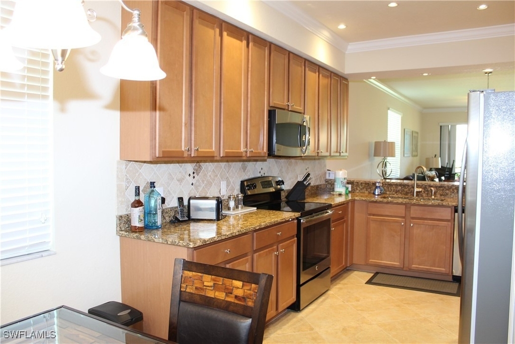 9735 Acqua Court - Photo 9