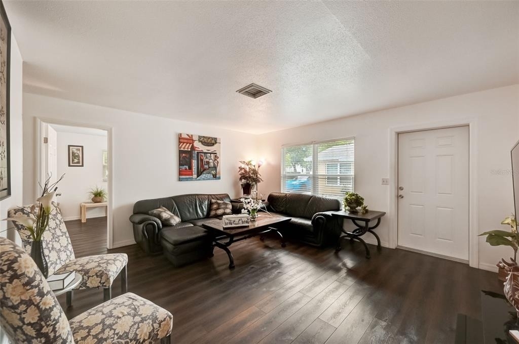 618 S Osprey Avenue - Photo 3