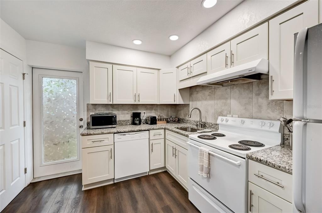 618 S Osprey Avenue - Photo 7