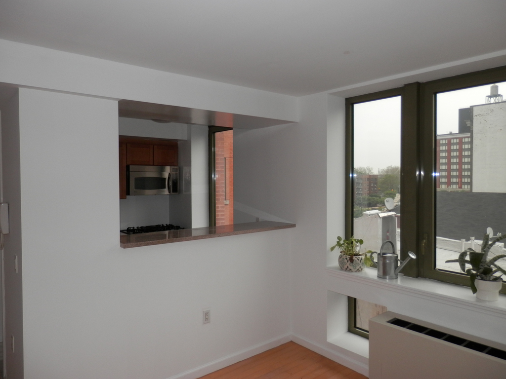 2132 2nd Avenue - Photo 5