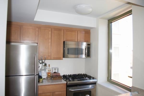 2132 2nd Avenue - Photo 2