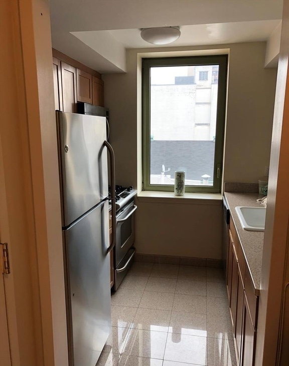 2132 2nd Avenue - Photo 3