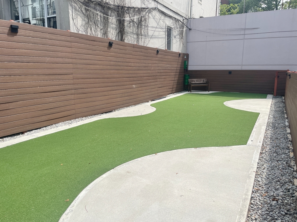 366 Leonard Street - Photo 6
