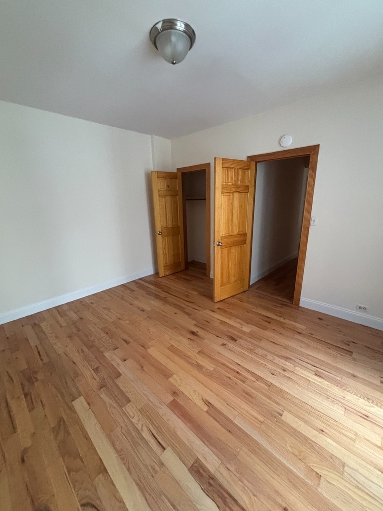 West 204th Street - Photo 4
