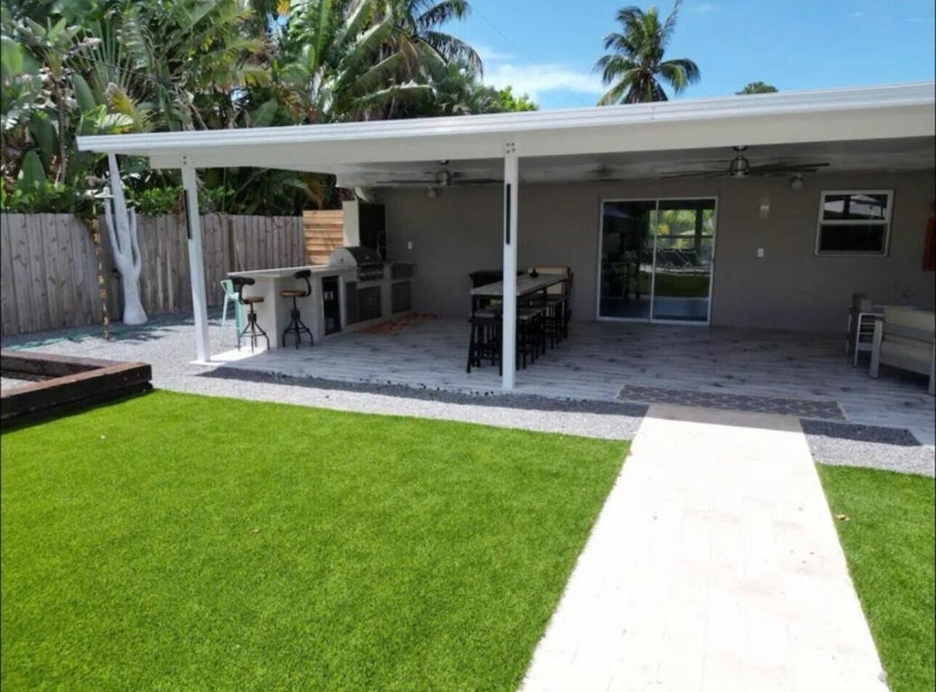 270 Nw 36th Street - Photo 30