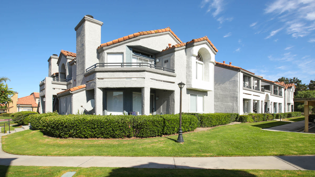 21622 Marguerite Pkwy - Photo 1