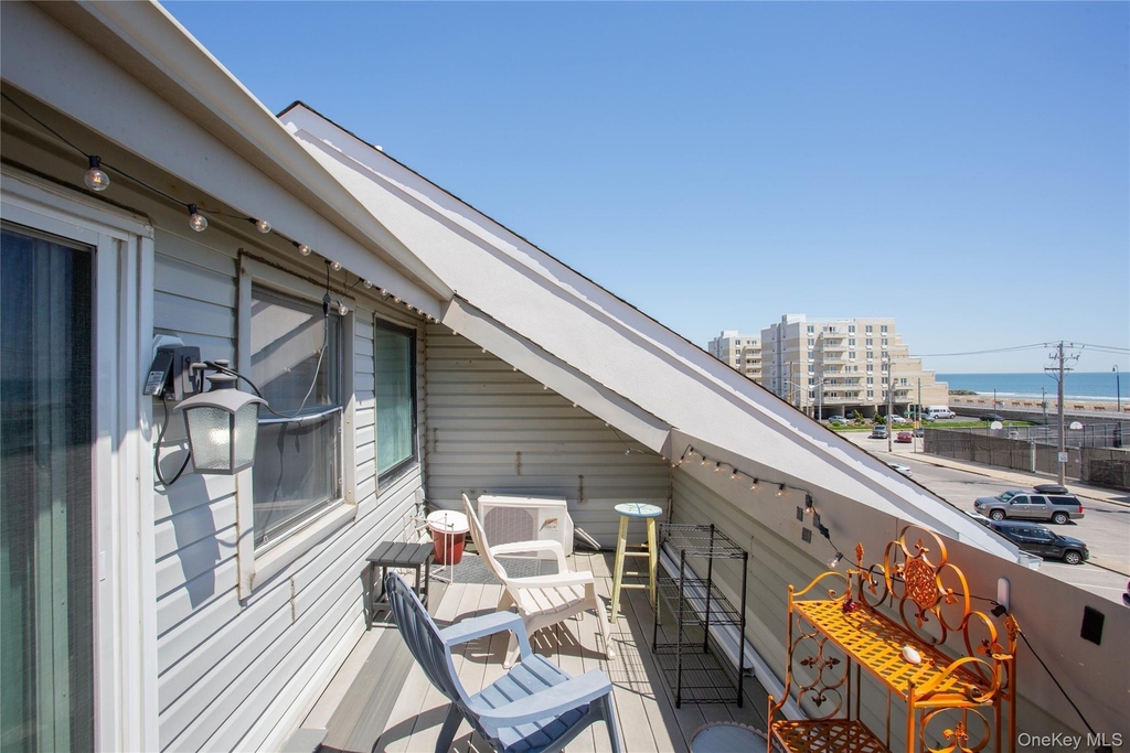 521 W Broadway - Photo 22