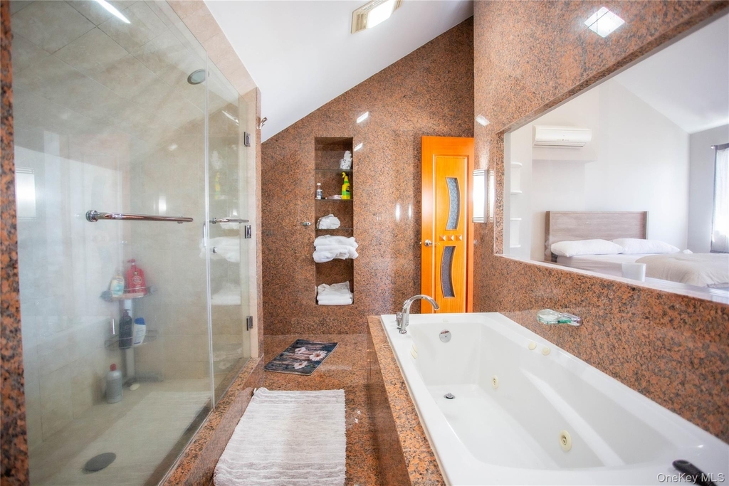 521 W Broadway - Photo 20
