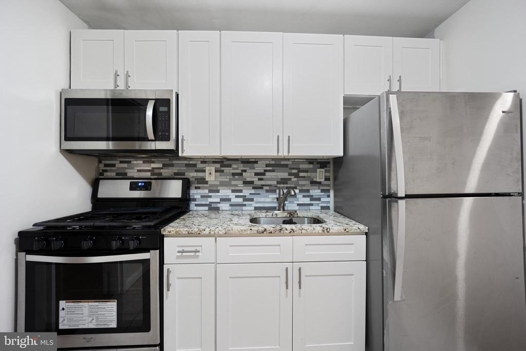 5324 N Marvine Street - Photo 3