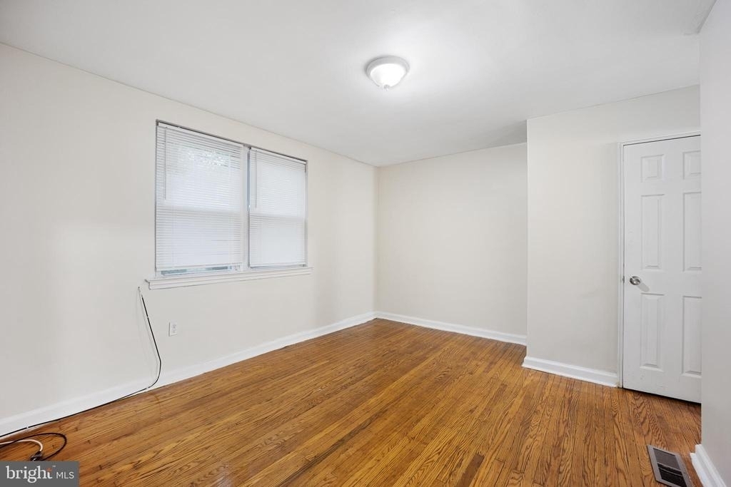 5324 N Marvine Street - Photo 6