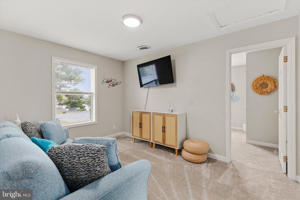13022 Wilson Avenue - Photo 15