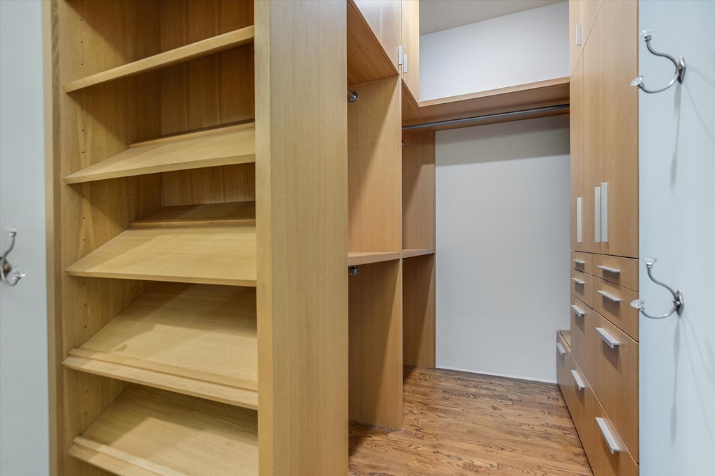 2109 Nickerson St - Photo 10