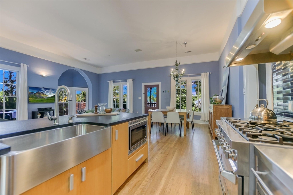 2109 Nickerson St - Photo 6